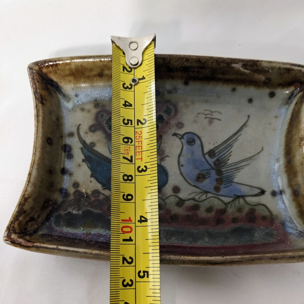 Ken Edwards Pottery (Mexico) Small Stoneware 4 Point Hand-Painted Bird Tray - Picture 8 of 8